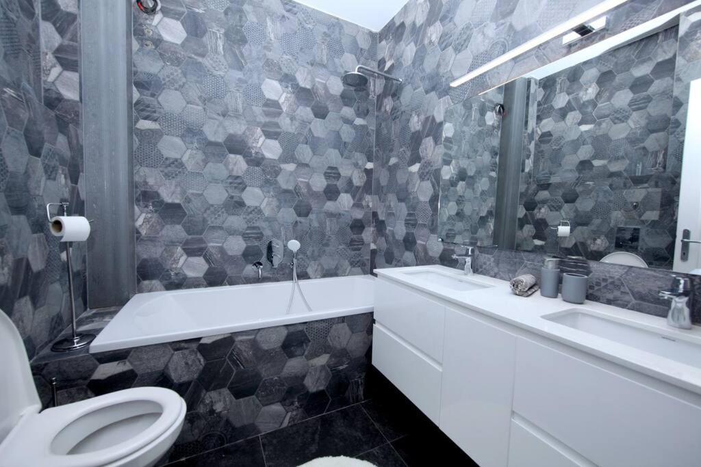 *Citadel* 2Br - City Center Sofia Esterno foto
